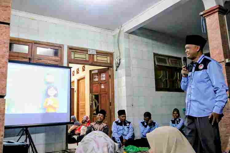 Tranformasi Dakwah Ekonomi : Kolaborasi Dosen dan Mahasiswa HES IAI AL-AZIS (02)