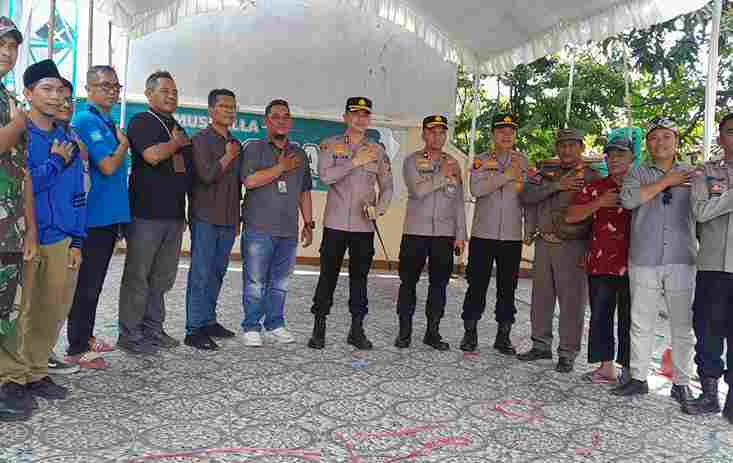 Jaga Kondusifitas Pilwu, Kapolres Indramayu Kunjungi Desa Penganjang