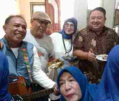 Tradisi Ulang Tahun Ala dan Gaya Aspirasi Indonesia Dengan Tausiyah Prof. Dr. H. Eggy Sudjana SH. M.Si