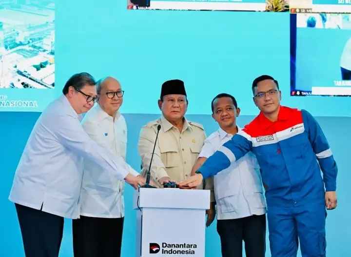Presiden Prabowo Resmikan Groundbreaking 13 Proyek Hilirisasi Nasional Tahap II Senilai Rp116 Triliun