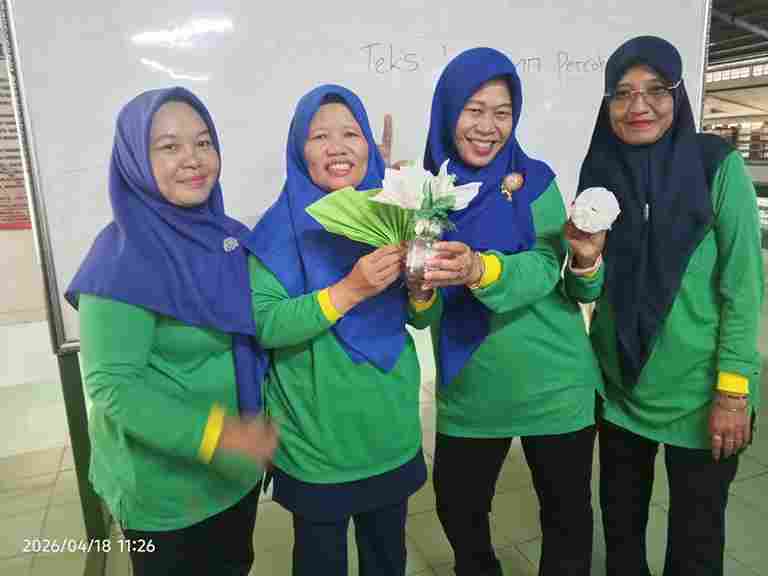 Inspirasi WB PKBM Al Zaytun: Belajar Tanpa Pandang Usia, Hidup Jadi Lebih Berwarna