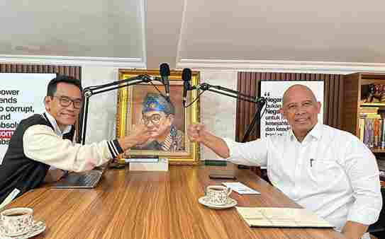 Bertautnya Nilai Intelektualitas dan Spiritualitas Dalam Dialog Refli Harun Bersama Sri Eko Sriyanto Galgendu