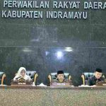 Rapat Paripurna DPRD Indramayu Bahas Pandangan Umum Fraksi atas Dua Raperda