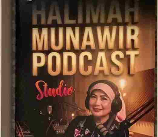 Thanksgiving at the Halimah Munawir Podcast Studio: 200,000 Viewers Reached in Two Months