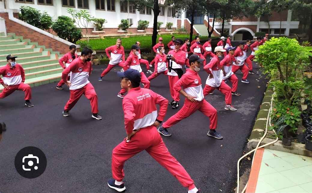 MAHKOTA YANG SERING TERLUPAKAN (Mensyukuri Nikmat Sehat Sebelum Ia Diambil)