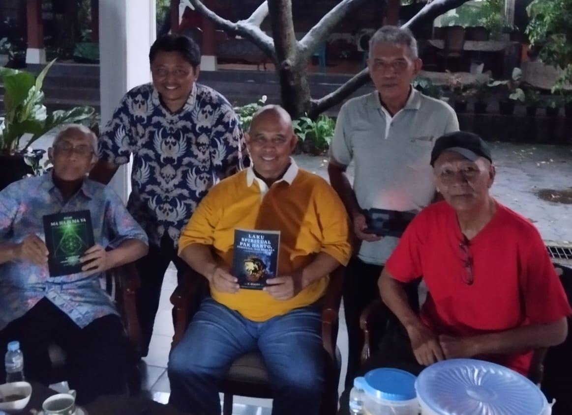Silaturahmi Sahabat dan Kerabat GMRI Dengan Bambang Wiwoho, Penulis Laku Spiritual dan Kejawen Presiden Soeharto