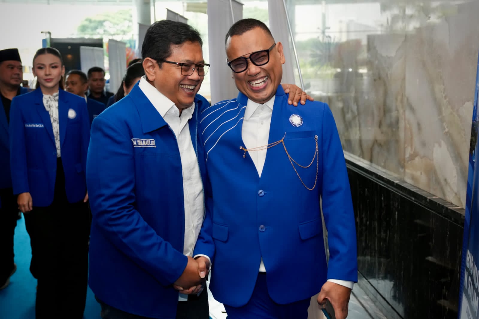 Uya Kuya Ketua PAN DKI Jakarta, Viva Yoga: Dia Populer dan Bergaya Anak Muda