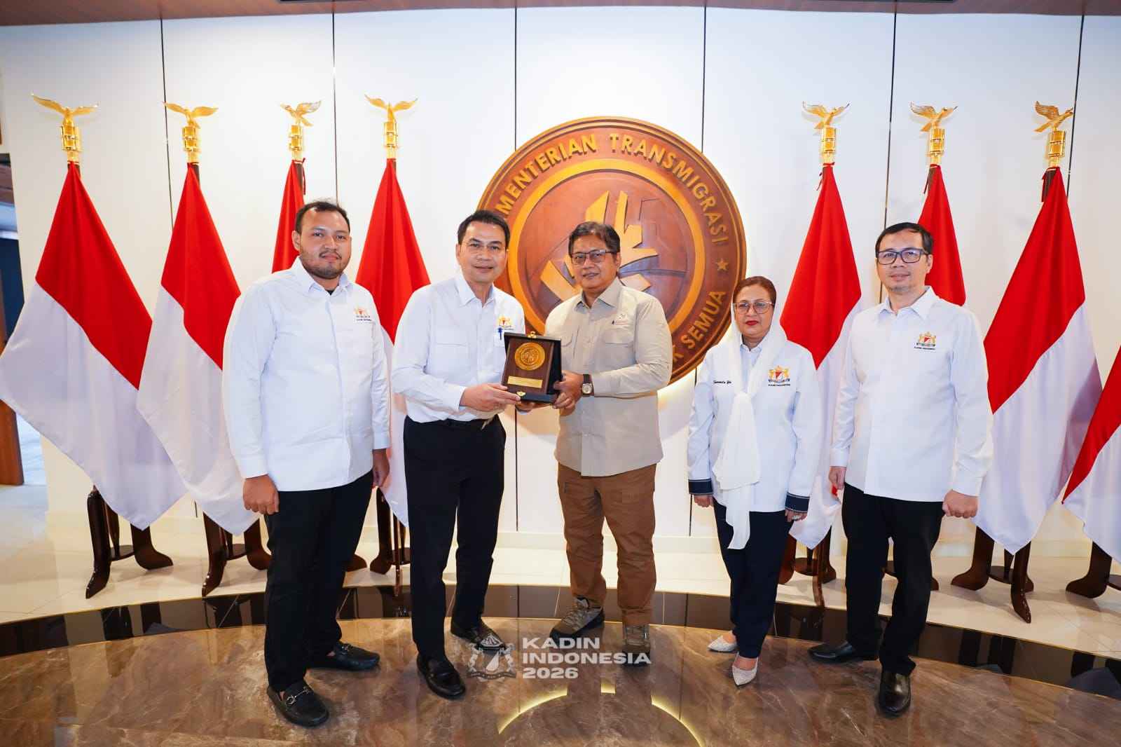 Silaturahmi Waketum Kadin Azis Syamsuddin, Wamen Viva Yoga Ajak Kadin Optimalkan Kawasan Transmigrasi