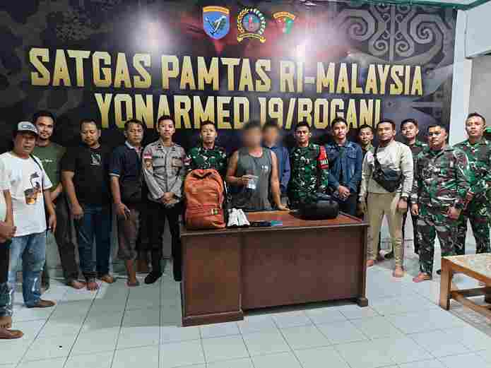 Satgas Pamtas RI-Malaysia Yonarmed 19/Bogani Gagalkan Penyeludupan Dabu 3,94 Gram Lewat Jalur Tikus