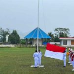 SEMANGAT KEMERDEKAAN REPUBLIK INDONESIA KE-81 POS KOUT ELELIM LAKSANAKAN UPACARA BENDERA MERAH PUTIH DAN GELAR PERLOMBAAN
