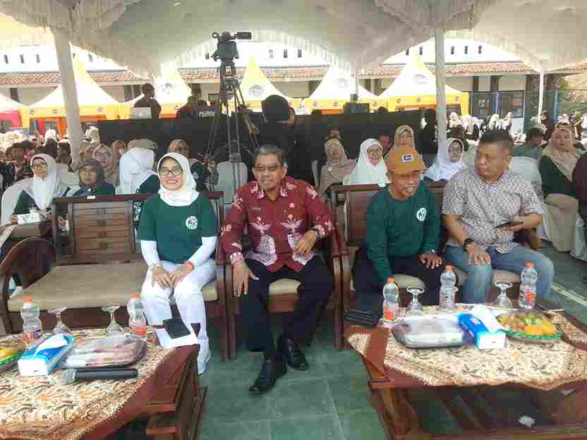 ASTERIA MENYALA: SMAN 2 INDRAMAYU SUKSES GELAR MILAD KE-35 PERTAMA, SEJAK 1991