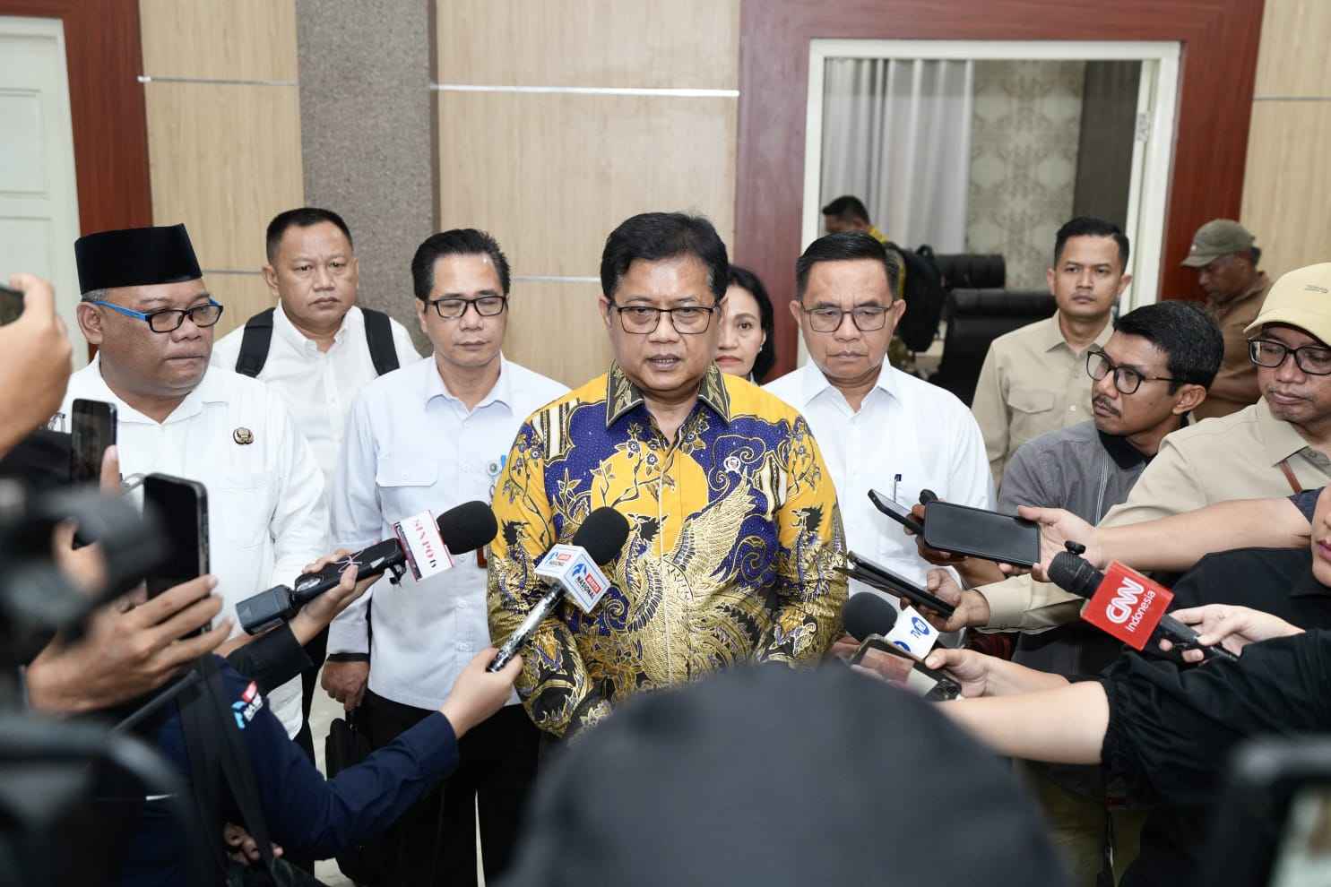 RAKOR KEMENTRANS – PEMPROV MALUT, WAMEN VIVA YOGA: MENCIPTAKAN LAPANGAN KERJA LEWAT CETAK SAWAH DI KAWASAN TRANSMIGRASI