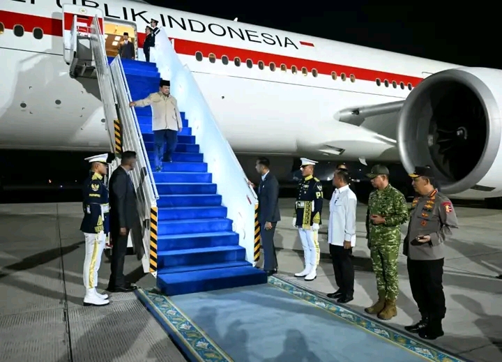 PRESIDEN PRABOWO TIBA DI TANAH AIR USAI TUNTASKAN AGENDA DI VLADIVOSTOK