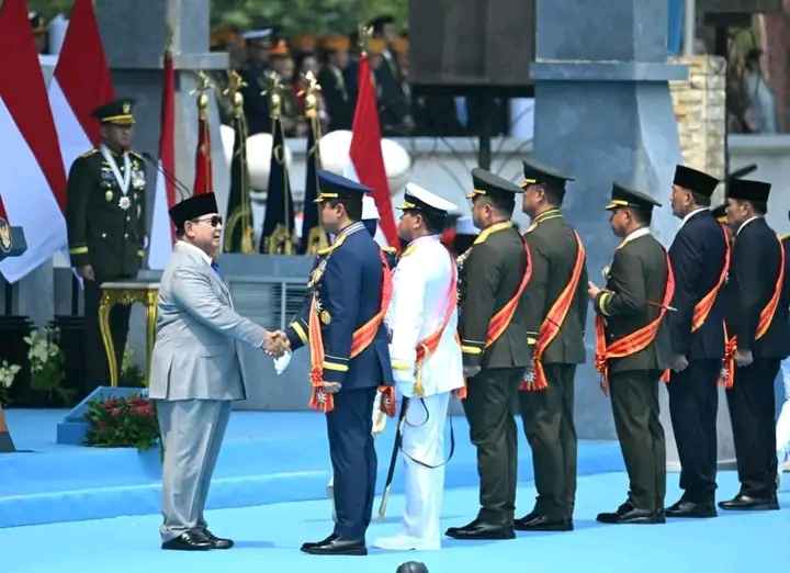 Presiden Prabowo Pimpin Upacara Peringatan HUT ke-81 TNI di Cilangkap