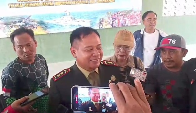 Ket. Pers Dandim 0616 Indramayu Letkol (arm) Tulus Widodo di Makodim, Senin 9/20/2026